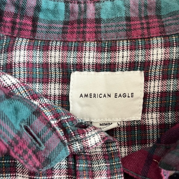 American Eagle mixed plaid cropped flannel size medium - Picture 3 of 4